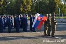 Slvnostn nstup prslunkov vrtunkovho krdla